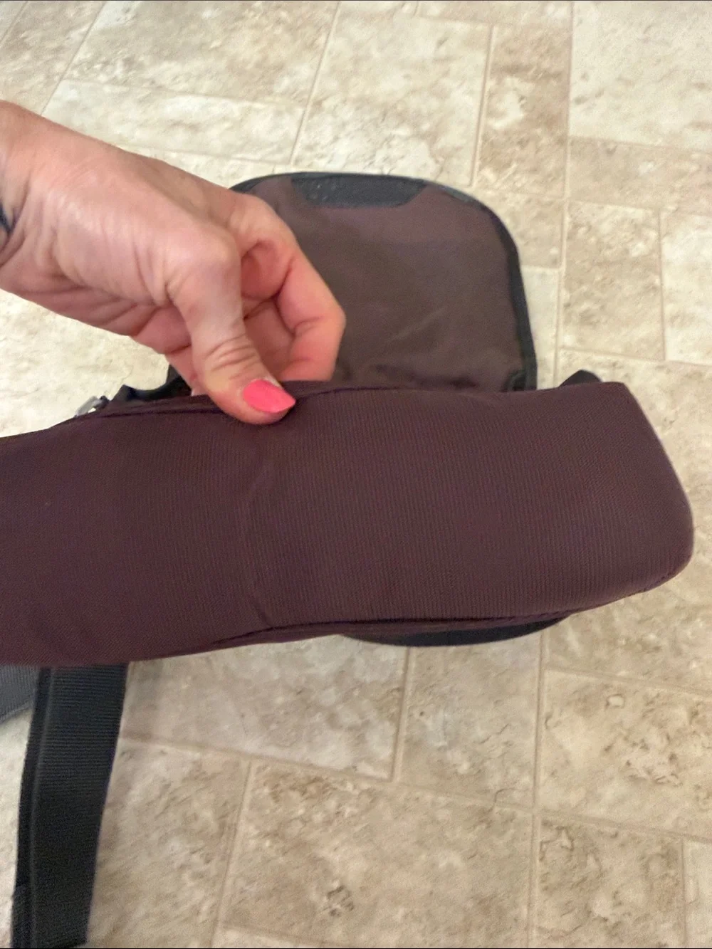 Keen crossbody messenger